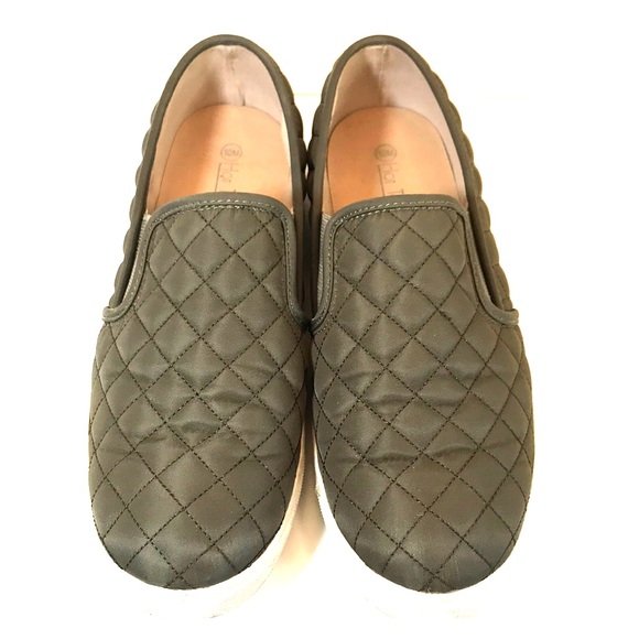 Hot Tomato Shoes - Hot Tomato Green Canvas Textured Slip-On Flats 10